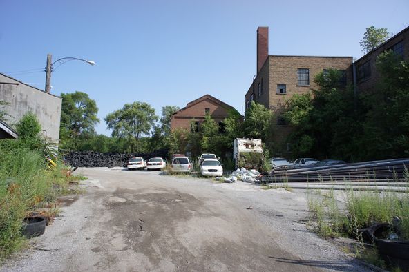 900 Madison Street , Gary, IN 46402